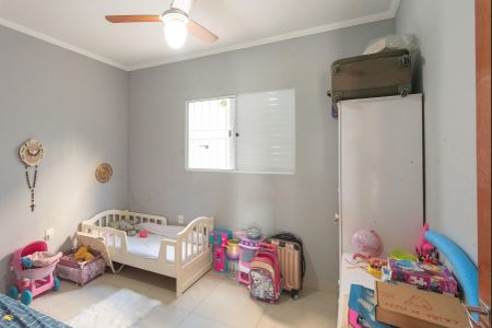 Casa à venda com 99m², 3 quartos e 2 vagasQuarto 2