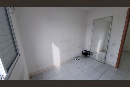 Quarto 2 de apartamento para alugar com 2 quartos, 40m² em Parque Santa Rosa, Suzano
