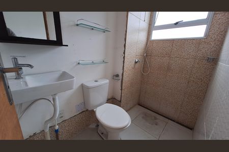 Banheiro Social de apartamento para alugar com 2 quartos, 40m² em Parque Santa Rosa, Suzano