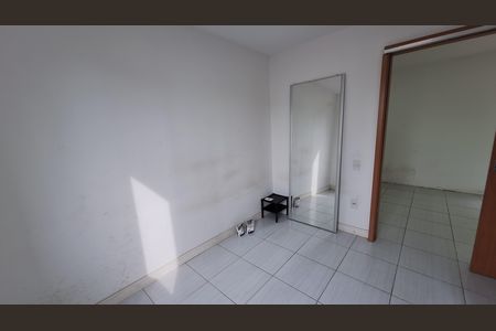 Quarto 2 de apartamento para alugar com 2 quartos, 40m² em Parque Santa Rosa, Suzano