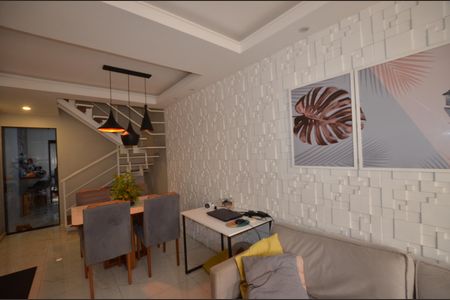 Casa para alugar com 103m², 2 quartos e 1 vagaSala