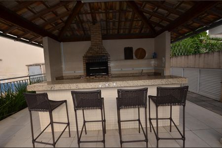 Casa para alugar com 103m², 2 quartos e 1 vagaÁrea comum - Churrasqueira