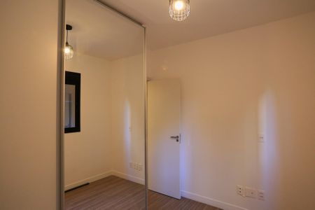 Apartamento à venda com 120m², 2 quartos e 2 vagas Apartamento à venda com 120m², 2 quartos e 2 vagasQuarto