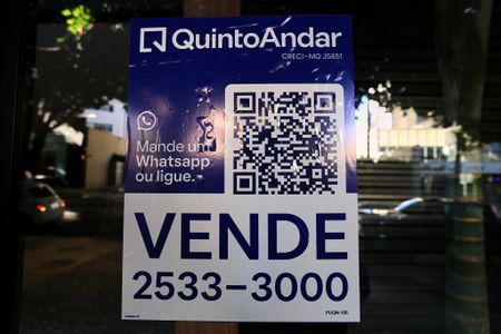 Apartamento à venda com 120m², 2 quartos e 2 vagas Apartamento à venda com 120m², 2 quartos e 2 vagasPlaquinha Instalada
