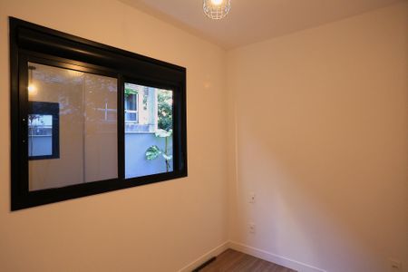 Apartamento à venda com 120m², 2 quartos e 2 vagas Apartamento à venda com 120m², 2 quartos e 2 vagasQuarto