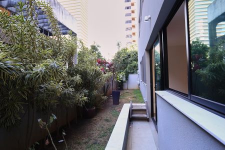 Apartamento à venda com 120m², 2 quartos e 2 vagas Apartamento à venda com 120m², 2 quartos e 2 vagasVaranda da Sala