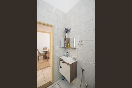 Casa à venda com 330m², 2 quartos e 3 vagasBanheiro