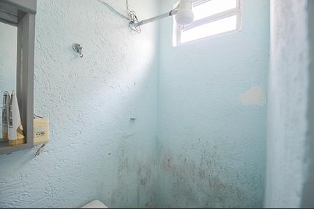 Casa à venda com 330m², 2 quartos e 3 vagasBanheiro 3