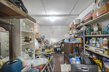 Casa à venda com 330m², 2 quartos e 3 vagasGaragem