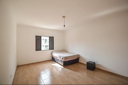 Casa à venda com 330m², 2 quartos e 3 vagasQuarto 2
