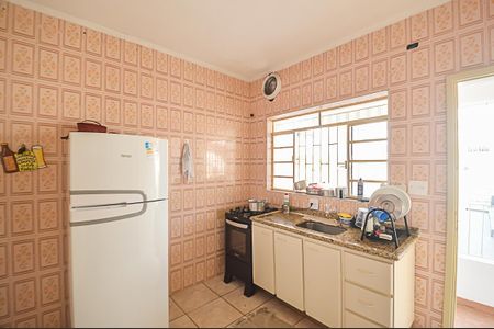 Casa à venda com 330m², 2 quartos e 3 vagasCozinha
