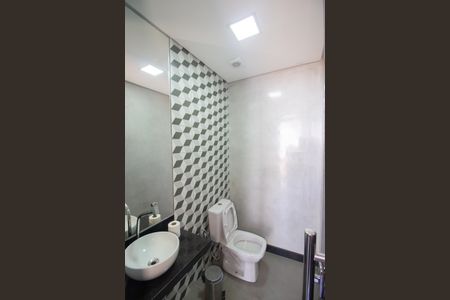 Casa à venda com 280m², 3 quartos e 2 vagasLavabo