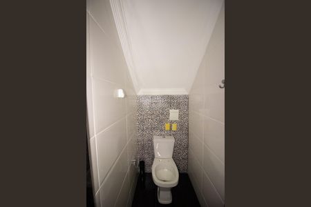 Casa à venda com 280m², 3 quartos e 2 vagasBanheiro da Suíte 1