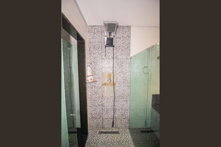 Casa à venda com 280m², 3 quartos e 2 vagasBanheiro da Suíte 1