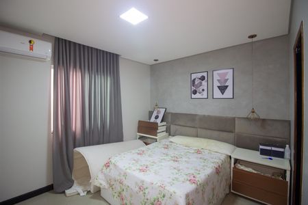 Casa à venda com 280m², 3 quartos e 2 vagasSuíte 2