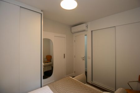 Apartamento à venda com 205m², 3 quartos e 2 vagasSuíte 1
