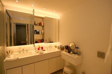 Apartamento à venda com 205m², 3 quartos e 2 vagasBanheiro da Suíte 3
