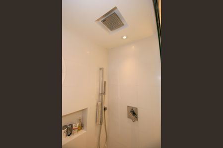 Apartamento à venda com 205m², 3 quartos e 2 vagasBanheiro da Suíte 3