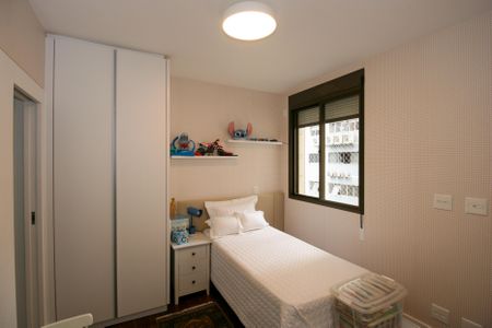 Apartamento à venda com 205m², 3 quartos e 2 vagasSuíte 2