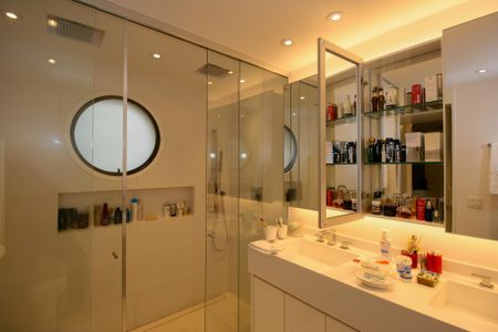 Apartamento à venda com 205m², 3 quartos e 2 vagasBanheiro da Suíte 3