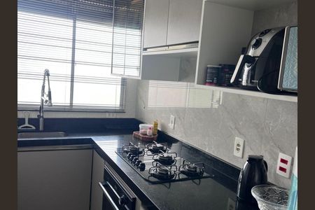 Apartamento à venda com 122m², 3 quartos e 2 vagas Apartamento à venda com 122m², 3 quartos e 2 vagasCozinha