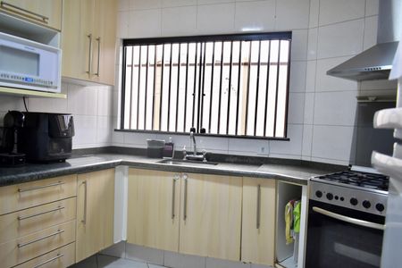 Casa à venda com 211m², 3 quartos e 4 vagasCozinha