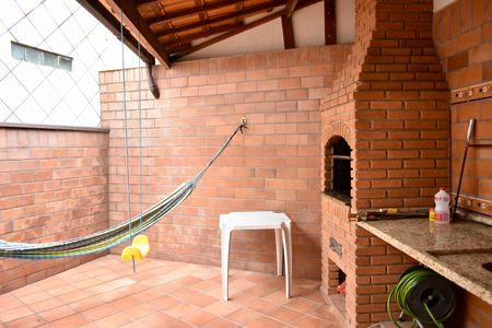 Casa à venda com 211m², 3 quartos e 4 vagasÁrea gourmet