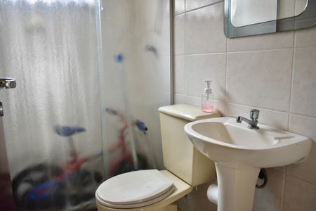 Casa à venda com 211m², 3 quartos e 4 vagasBanheiro de Serviço