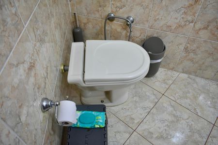 Casa à venda com 211m², 3 quartos e 4 vagasBanheiro da Suíte