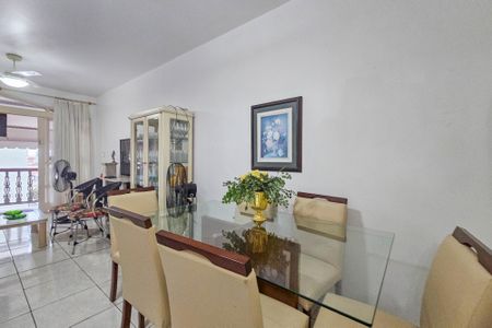 Apartamento para alugar com 140m², 2 quartos e 2 vagasSala