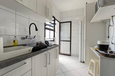 Apartamento para alugar com 66m², 2 quartos e 1 vaga Apartamento para alugar com 66m², 2 quartos e 1 vagaCozinha e Área de Serviço