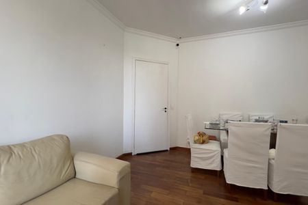 Apartamento para alugar com 66m², 2 quartos e 1 vaga Apartamento para alugar com 66m², 2 quartos e 1 vagaSala