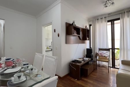 Apartamento para alugar com 66m², 2 quartos e 1 vaga Apartamento para alugar com 66m², 2 quartos e 1 vagaSala