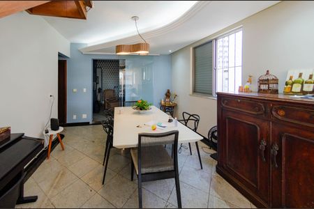 Apartamento para alugar com 419m², 4 quartos e 4 vagas Apartamento para alugar com 419m², 4 quartos e 4 vagasSala