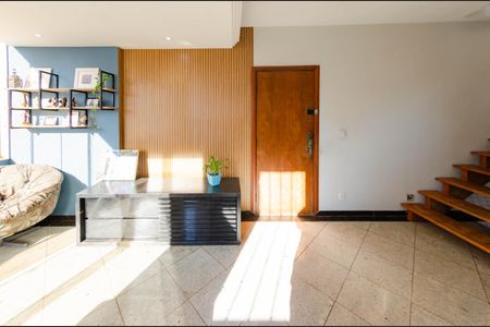 Apartamento para alugar com 419m², 4 quartos e 4 vagas Apartamento para alugar com 419m², 4 quartos e 4 vagasSala