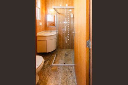 Apartamento para alugar com 419m², 4 quartos e 4 vagas Apartamento para alugar com 419m², 4 quartos e 4 vagasBanheiro suíte 1