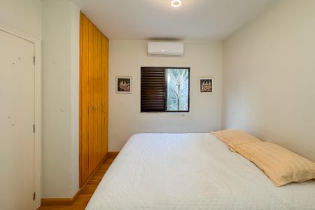 Apartamento para alugar com 79m², 2 quartos e 1 vagaSuíte