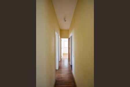 Apartamento à venda com 74m², 3 quartos e 1 vaga Apartamento à venda com 74m², 3 quartos e 1 vagaCorredor