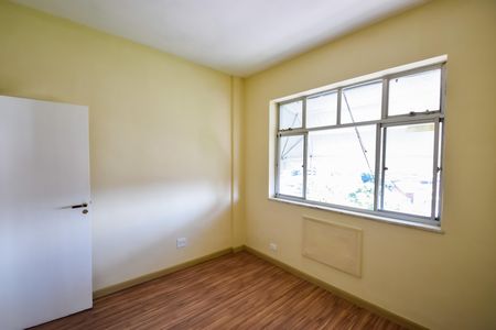 Apartamento à venda com 74m², 3 quartos e 1 vaga Apartamento à venda com 74m², 3 quartos e 1 vagaQuarto 2
