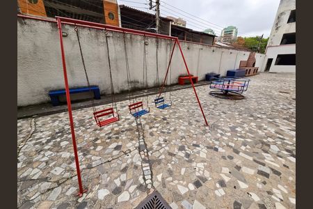 Apartamento à venda com 74m², 3 quartos e 1 vaga Apartamento à venda com 74m², 3 quartos e 1 vagaÁrea comum - Playground