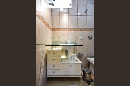 Apartamento à venda com 74m², 3 quartos e 1 vaga Apartamento à venda com 74m², 3 quartos e 1 vagaBanheiro Social