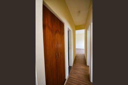 Apartamento à venda com 74m², 3 quartos e 1 vaga Apartamento à venda com 74m², 3 quartos e 1 vagaCorredor
