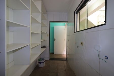 Casa à venda com 240m², 3 quartos e 5 vagasÁrea de Serviço