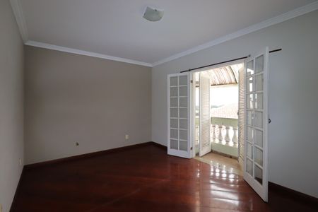 Casa à venda com 240m², 3 quartos e 5 vagasQuarto 1