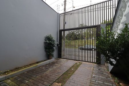 Casa à venda com 240m², 3 quartos e 5 vagasEntrada da Garagem