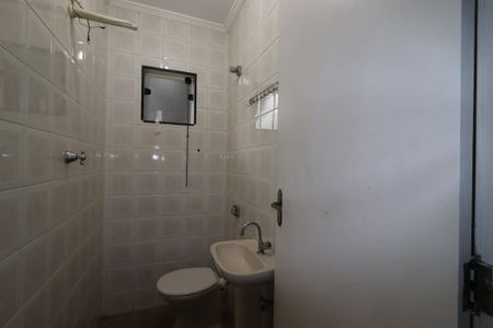 Casa à venda com 240m², 3 quartos e 5 vagasLavabo