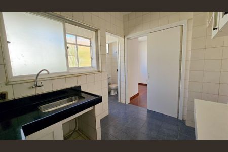 Apartamento à venda com 91m², 3 quartos e 2 vagas Apartamento à venda com 91m², 3 quartos e 2 vagasCozinha
