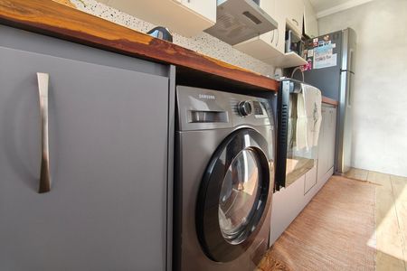 Apartamento à venda com 56m², 2 quartos e 1 vaga Apartamento à venda com 56m², 2 quartos e 1 vagaÁrea de Serviço