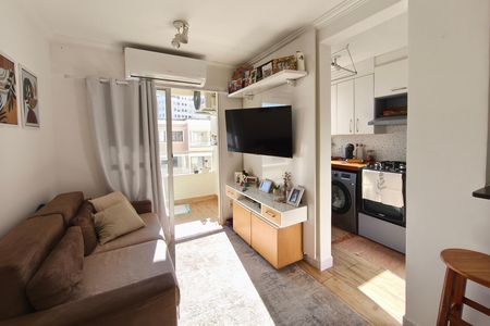 Apartamento à venda com 56m², 2 quartos e 1 vaga Apartamento à venda com 56m², 2 quartos e 1 vagaSala