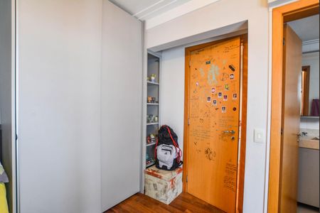 Apartamento à venda com 177m², 3 quartos e 4 vagas Apartamento à venda com 177m², 3 quartos e 4 vagasSuíte 1